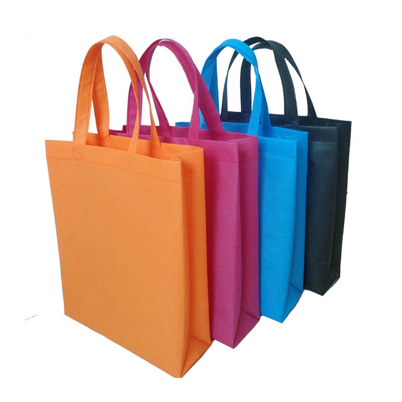 The Key Advantages of RPET Nonwoven Shopping Bags Over Traditional Plastic Bags